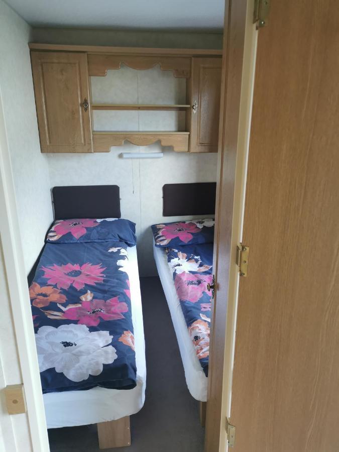 Lochlands Caravan Park X Villa Forfar Exterior foto